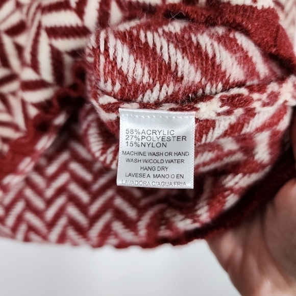 COZY CASUAL TURTLE NECK SWEATER - Picture 7 of 8